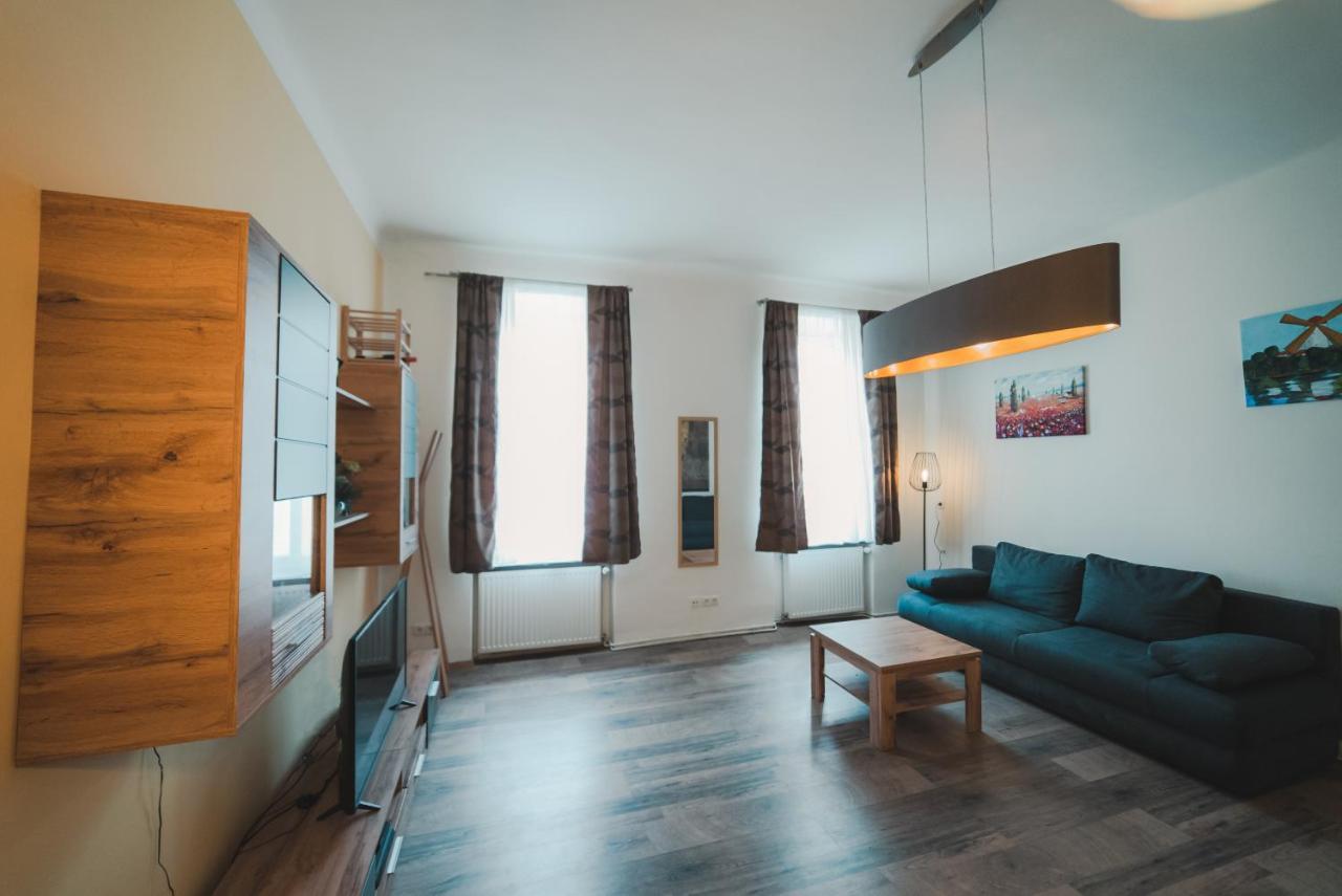 Renovated Close To First District Apartamento
